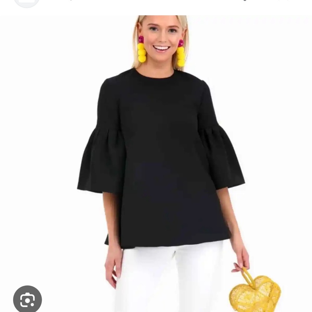 Avon Lane by Tuckernuck Harper bell sleeve top black size large